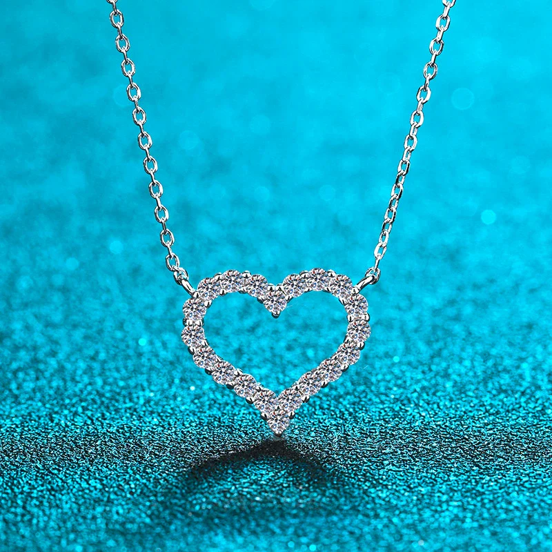 Wholesale Women's Love Pendant Necklace S925 Sterling Silver Plated With Pt950 Gold Heart Pattern