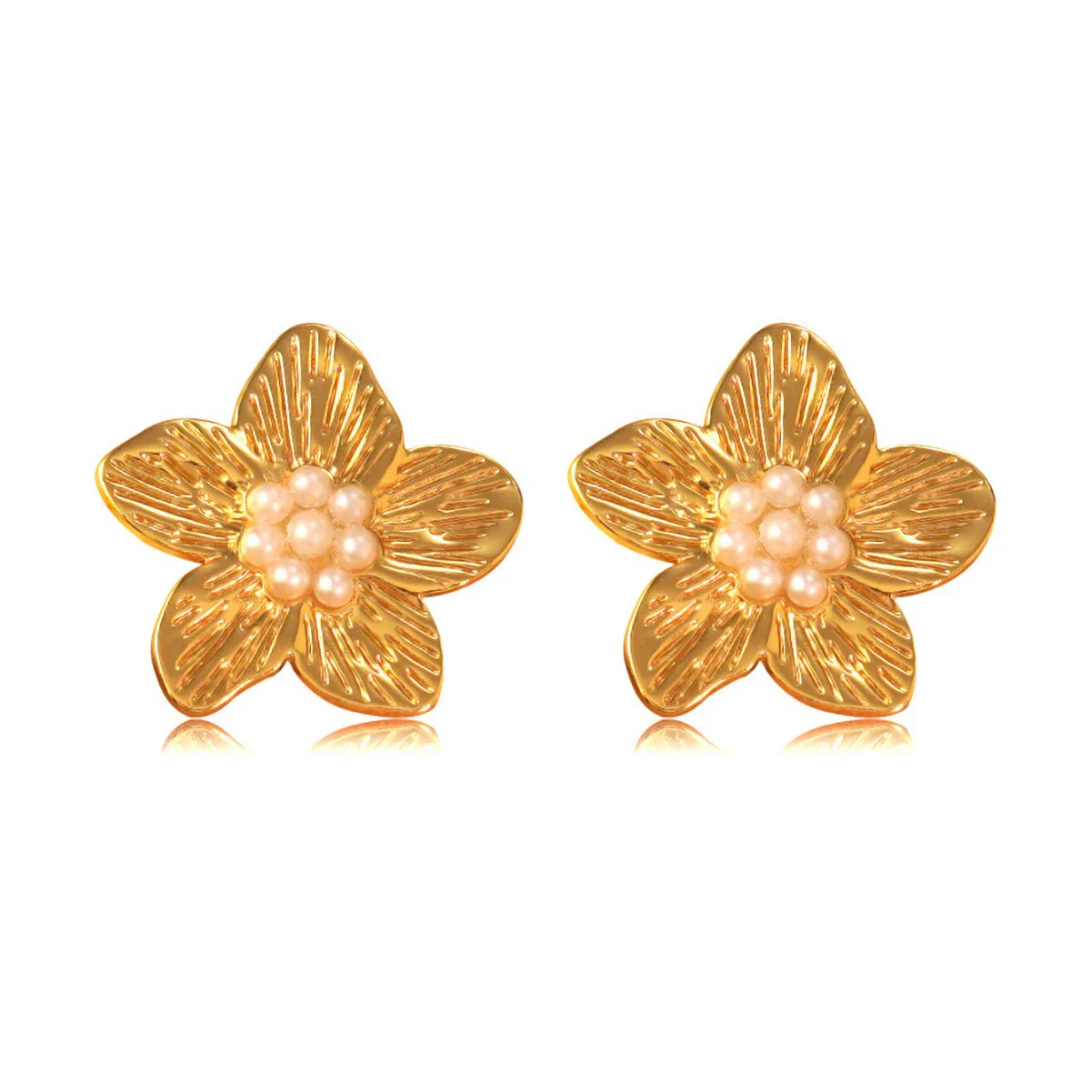 Wholesale Women's Medieval Style Stamped Stainless Steel Flower Pearl Earrings - Image 5