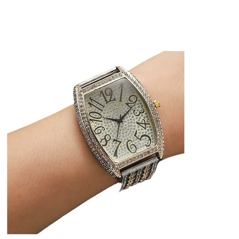 Wholesale Women's Metal Barrel Dial Quartz Watch Fashion Style - Image 5