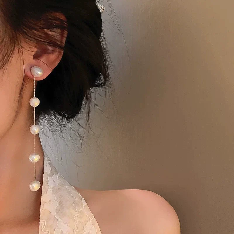 Wholesale Women's Metal Electroplated Bow Shape Pearl Tassel Earrings Light Luxury Style - Image 2