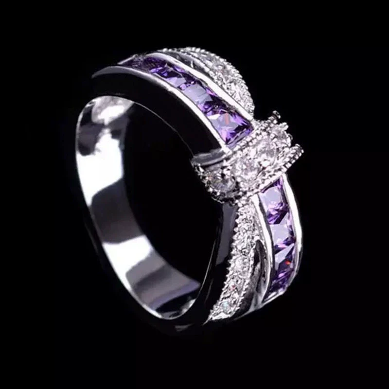 Wholesale Women's Metal Electroplated Geometric Amethyst Diamond Ring Hand Jewelry