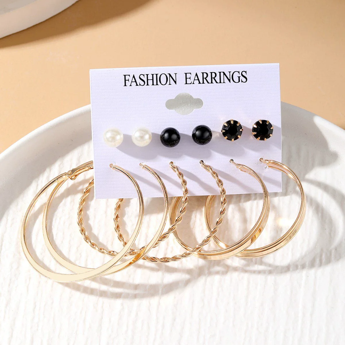 Wholesale Women's Metal Geometric Cshaped Big Earrings With Dripping Oil Design - Image 2