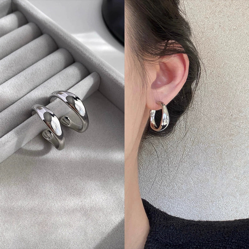 Wholesale Women's Metal Geometric Style Irregular Plain Ring Earrings With 925 Silver Needles And Electroplating Treatment