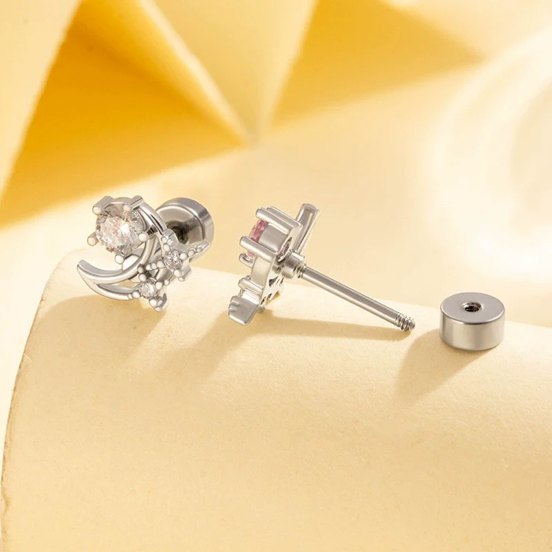 Wholesale Women's Metal Moon Inlaid Zircon Fashion Ear Bone Nail