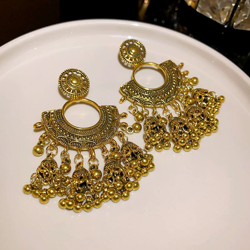 Wholesale Women's Midancient Vintage Jewelry Medieval Style Alloy 925 Silver Geometric Drop Shape Earrings Set With Diamonds - Image 22