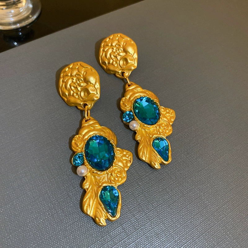 Wholesale Women's Midancient Vintage Jewelry Medieval Style Alloy 925 Silver Geometric Drop Shape Earrings Set With Diamonds - Image 38