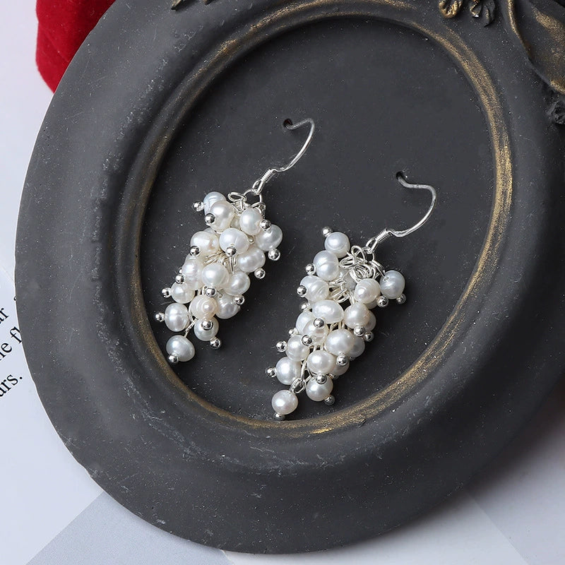 Wholesale Women's Minimalist Drop Shape Natural Freshwater Pearl S925 Sterling Silver Earrings Set With Pearls - Image 4
