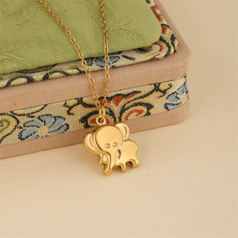 Wholesale Women's Minimalist Geometric 18K Gold Plated Stainless Steel Elephant Pendant Cross Chain Necklace - Image 3