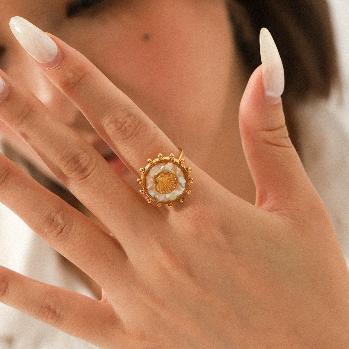 Wholesale Women's Minimalist Geometric Shell Open Ring Titanium Steel Stainless Steel Glued Jewelry - Image 4