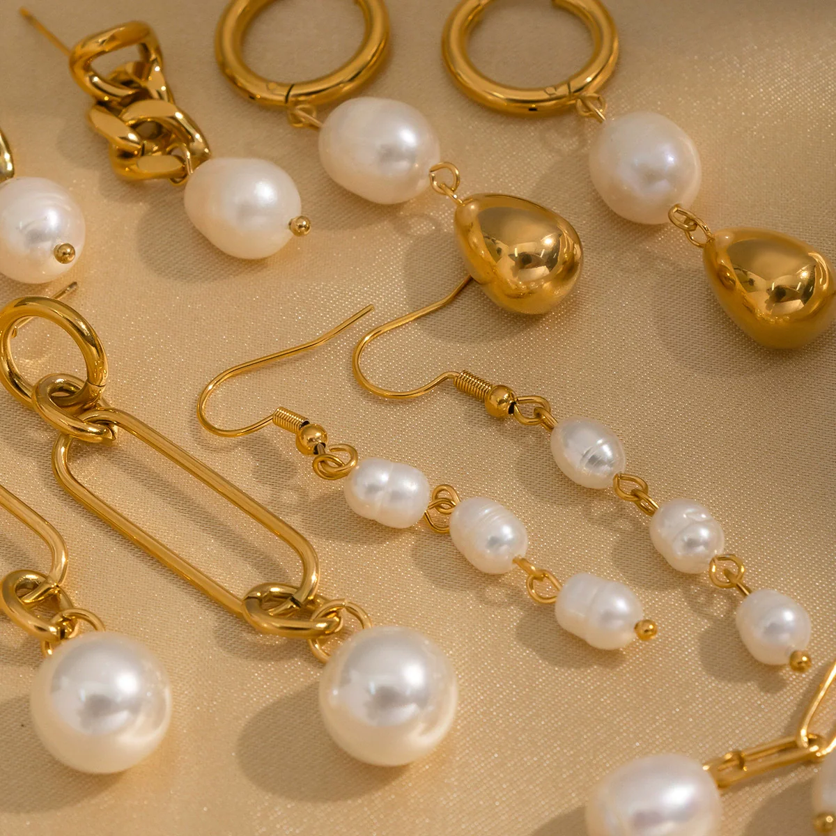 Wholesale Women's Natural Freshwater Pearl Tassel Earrings With Geometric Pattern Pvd Furnace Vacuum Real Gold Plated Stainless Steel Ear Needles Highend Minimalist Accessories - Image 4