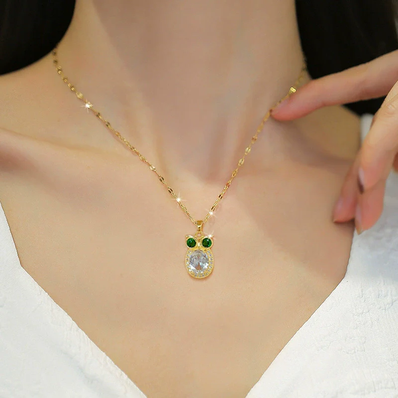 Wholesale Women's Natural Geometric Copper Pendant Stainless Steel Electroplated Necklace - Image 2