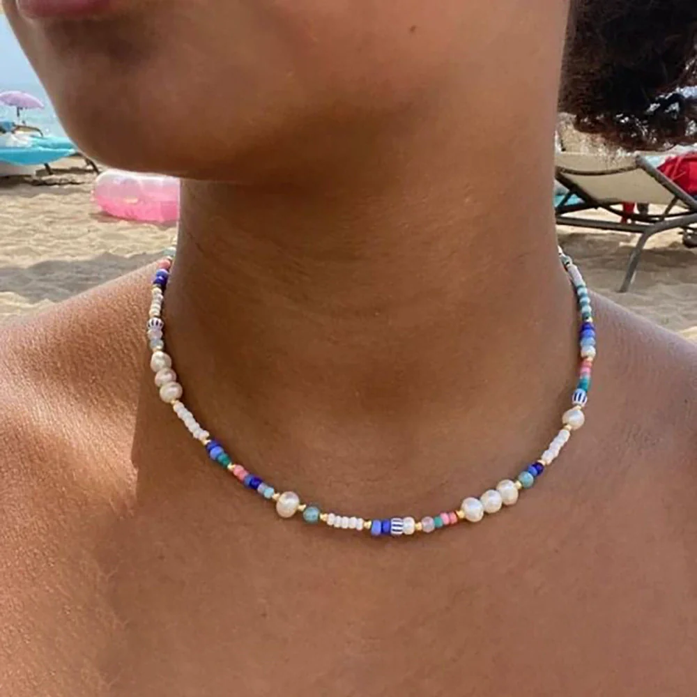 Wholesale Women's Natural Pearl And Organic Glass Geometric Beaded Clavicle Chain Hand Knitted In Ins Style