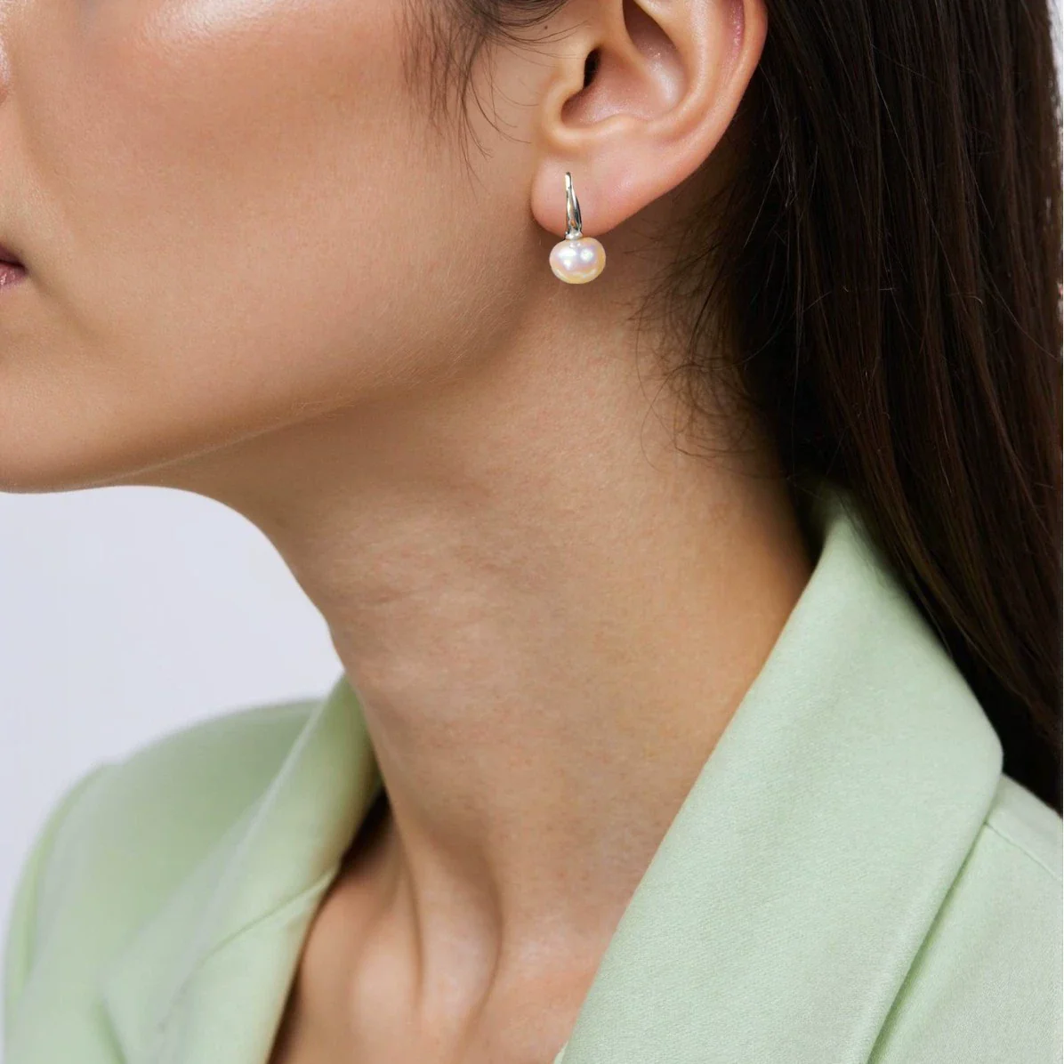 Wholesale Women's Natural Pearl Earrings S925 Sterling Silver Inlaid Geometric Style - Image 2