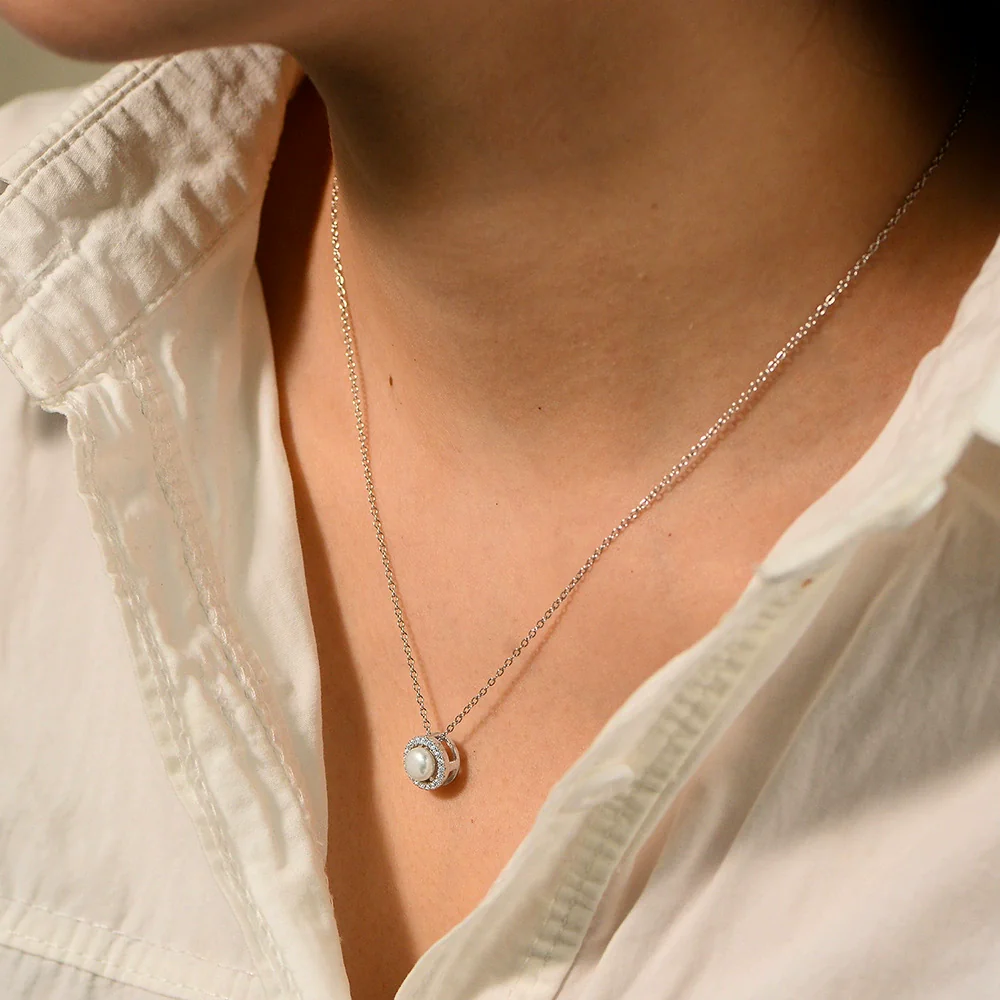 Wholesale Women's Natural Pearl Inlaid Geometric S925 Sterling Silver Cross Chain Necklace - Image 4