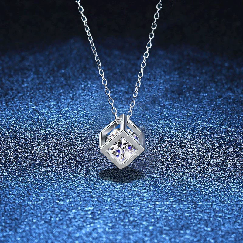 Wholesale Women's Necklace S925 Silver Moissanite Love Rubik's Cube Pendant Platinum Plated Geometric Style