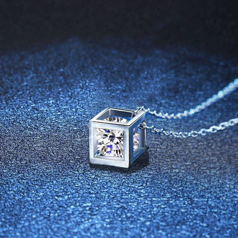 Wholesale Women's Necklace S925 Silver Moissanite Love Rubik's Cube Pendant Platinum Plated Geometric Style - Image 2
