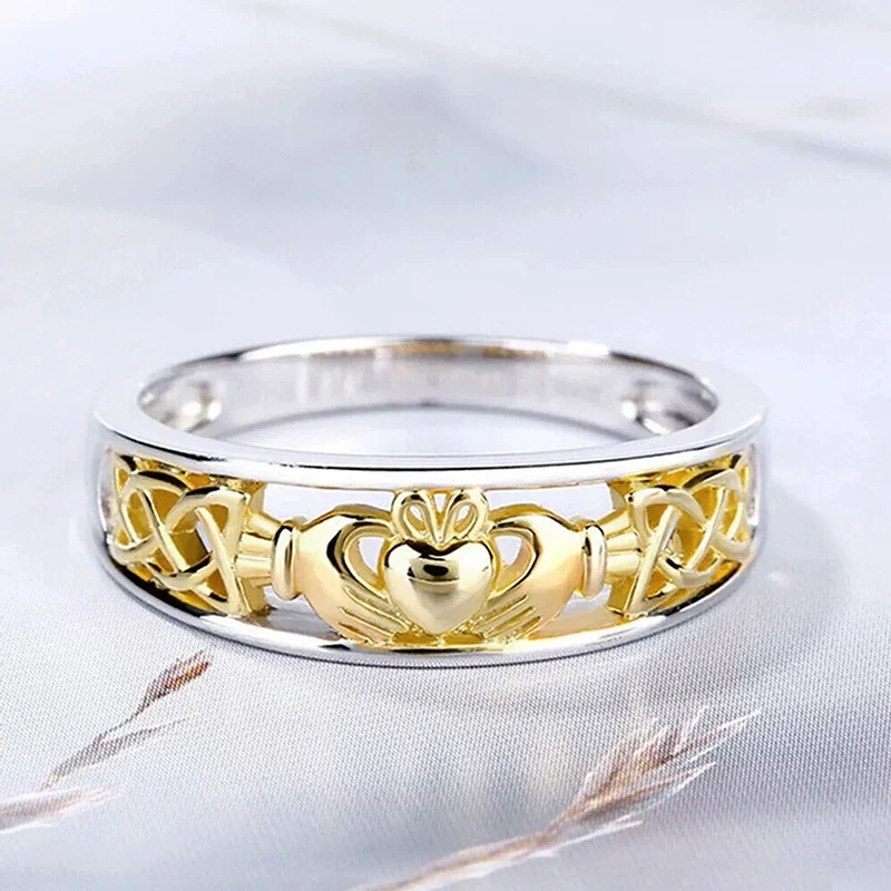 Wholesale Women's Niche Geometric Heart Crown Copper Ring With Electroplating Jewelry - Image 2