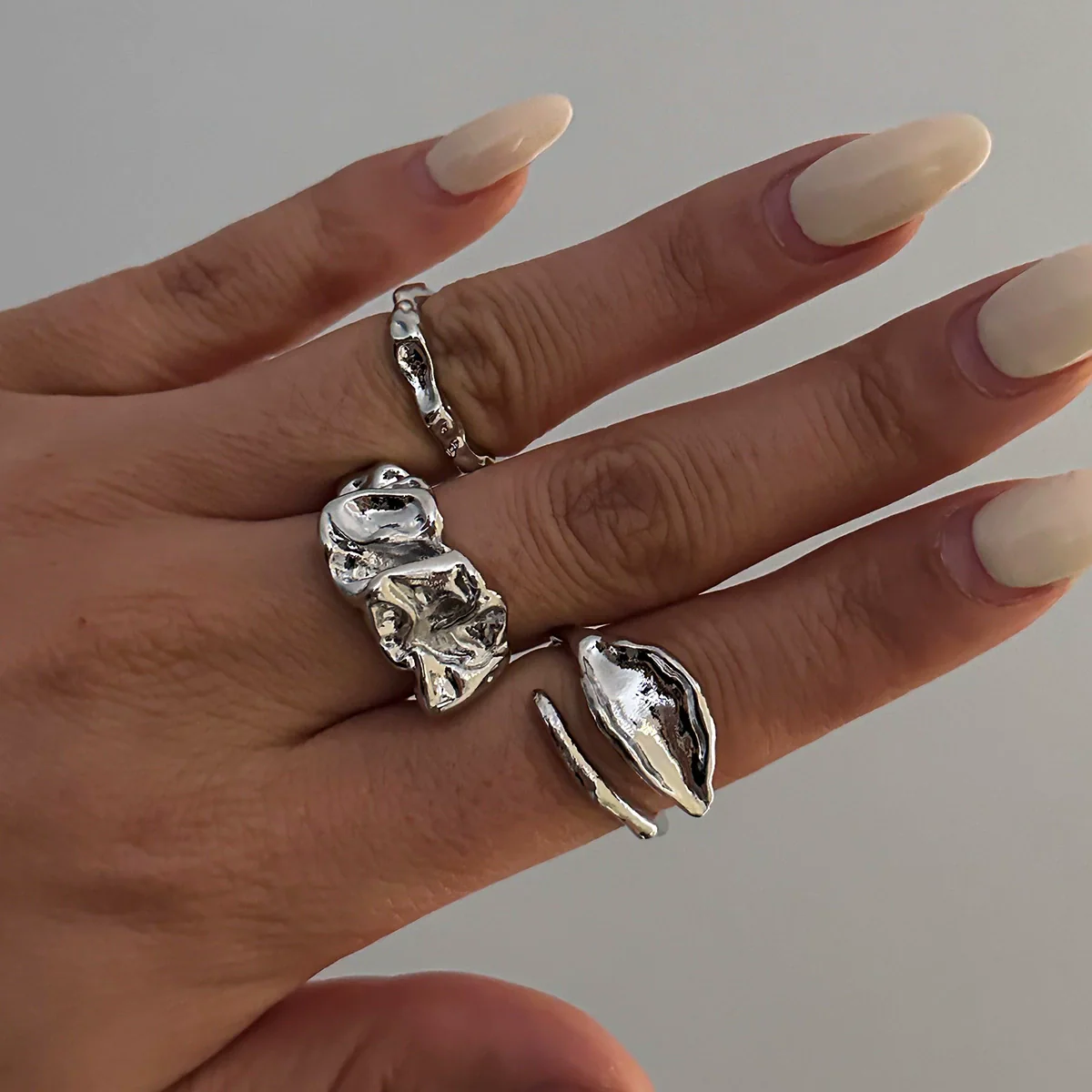 Wholesale Women's Open Ring Zinc Alloy Geometric Electroplated Liquid Metal Pleated Irregular - Image 9