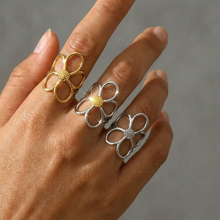 Wholesale Women's Open Rings Stainless Steel Gold And Silver Color Matching Cut Out Flower Electroplated Design