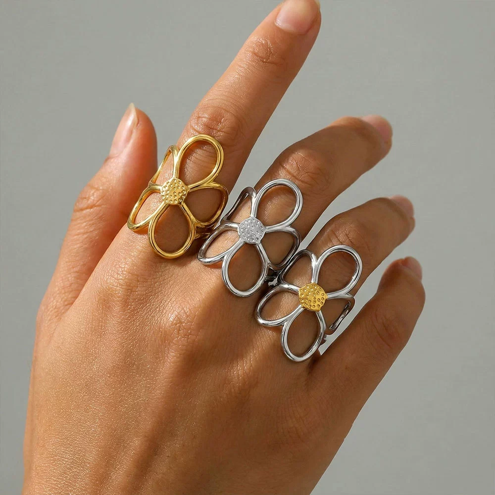 Wholesale Women's Open Rings Stainless Steel Gold And Silver Color Matching Cut Out Flower Electroplated Design - Image 3