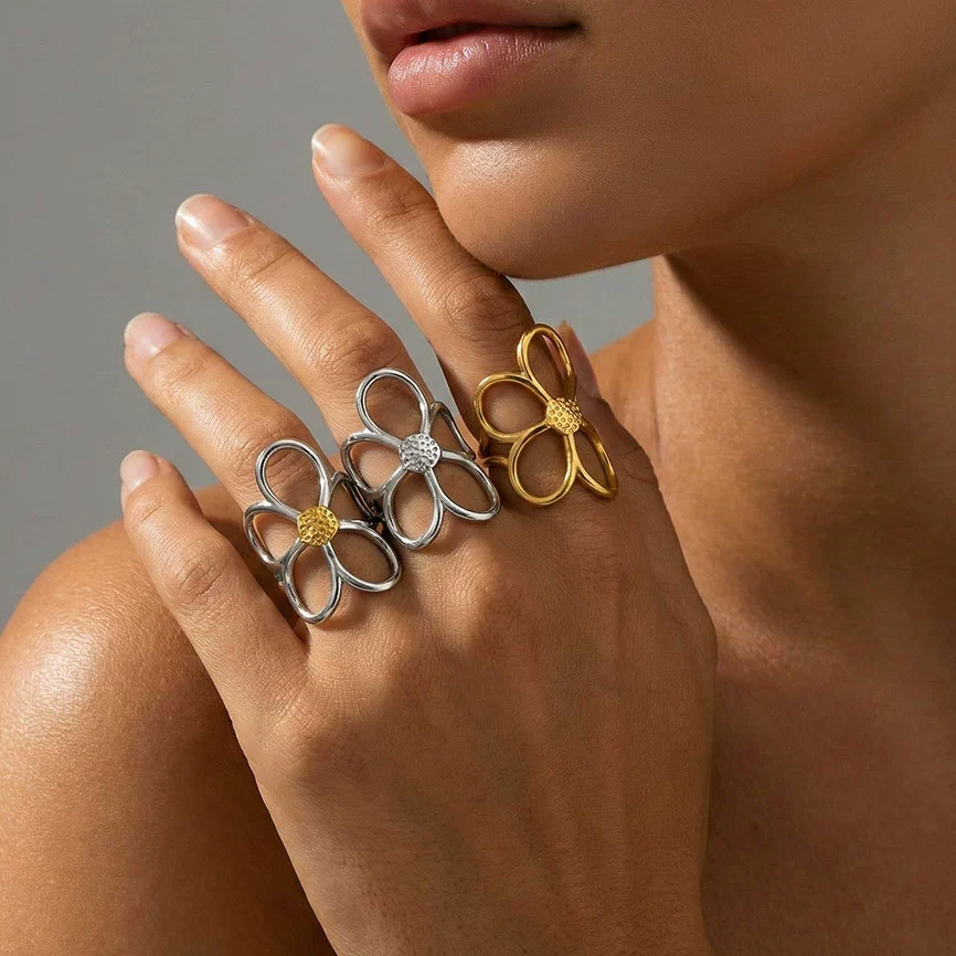 Wholesale Women's Open Rings Stainless Steel Gold And Silver Color Matching Cut Out Flower Electroplated Design - Image 4