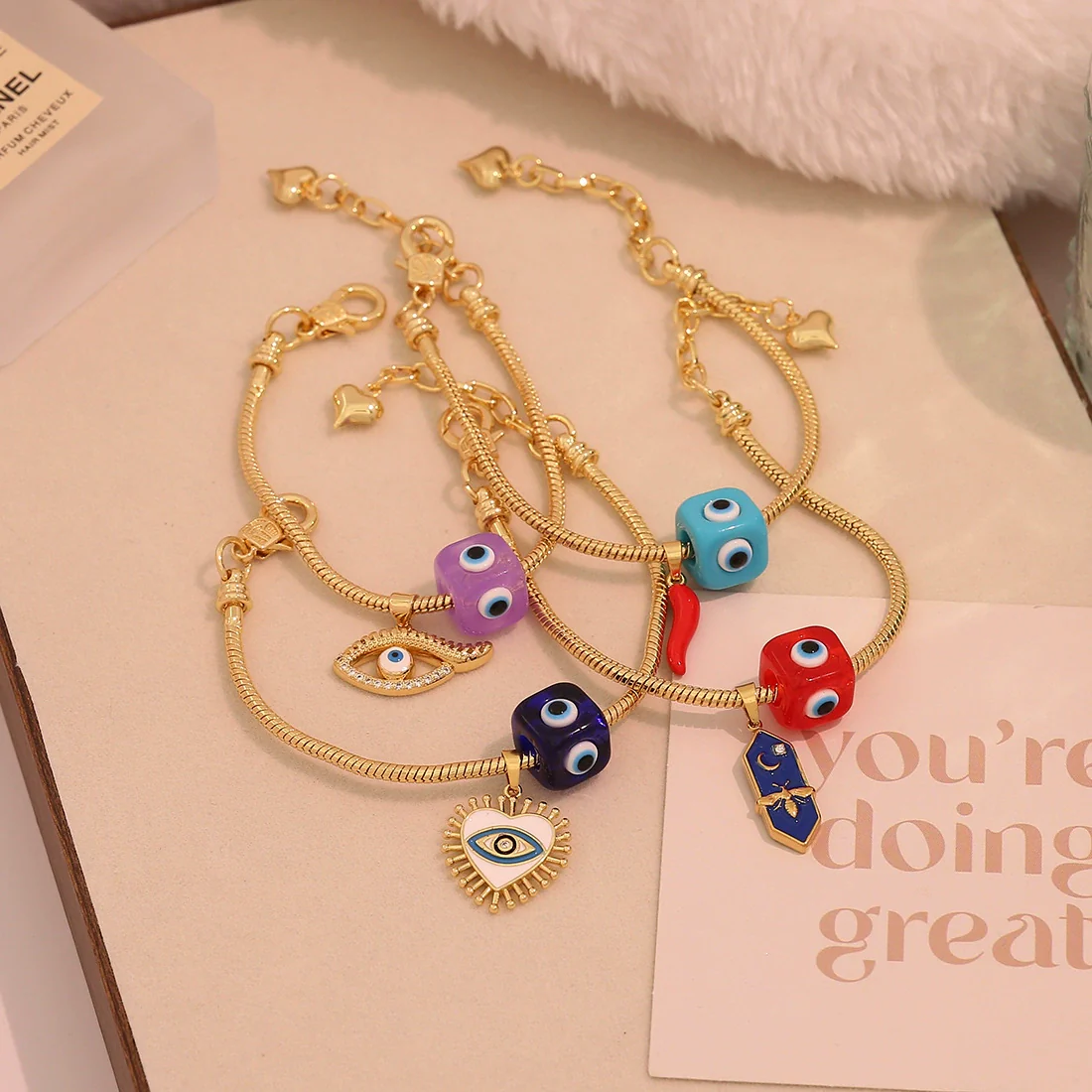 Wholesale Women's Original Design Eye And Bee Pendant Bracelet Made Of Environmentally Friendly Copper With Real Gold Plating