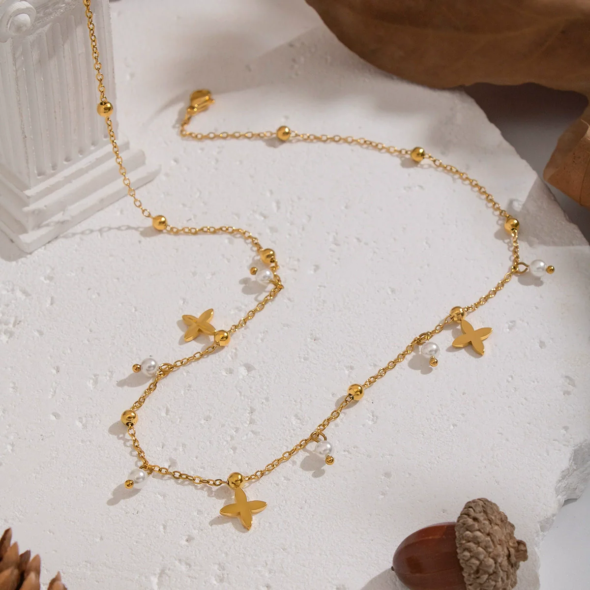 Wholesale Women's Pearl Cross Pendant Necklace In Geometric Shape With 18K Real Gold Plating And Pvd Furnace Vacuum Real Gold Processing Stainless Steel Jewelry - Image 3