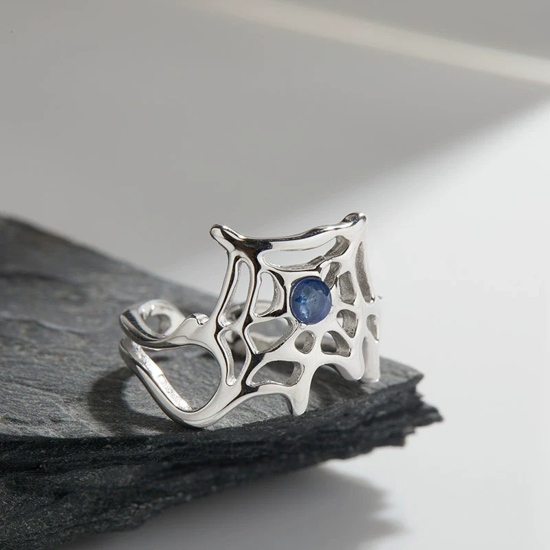 Wholesale Women's Personality Exaggerated Spider Web 925 Sterling Silver Natural Garnet Sapphire Color Treasure Ring Set With Precious Stones - Image 2