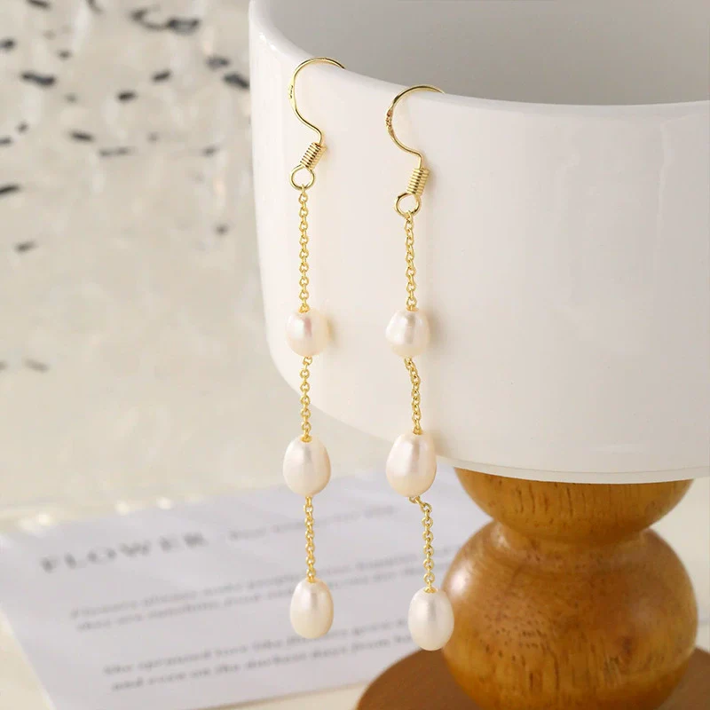 Wholesale Women's Plated Brass Fresh Water Pearl Drop Earrings With Geometric Pattern And Tassel Style - Image 4