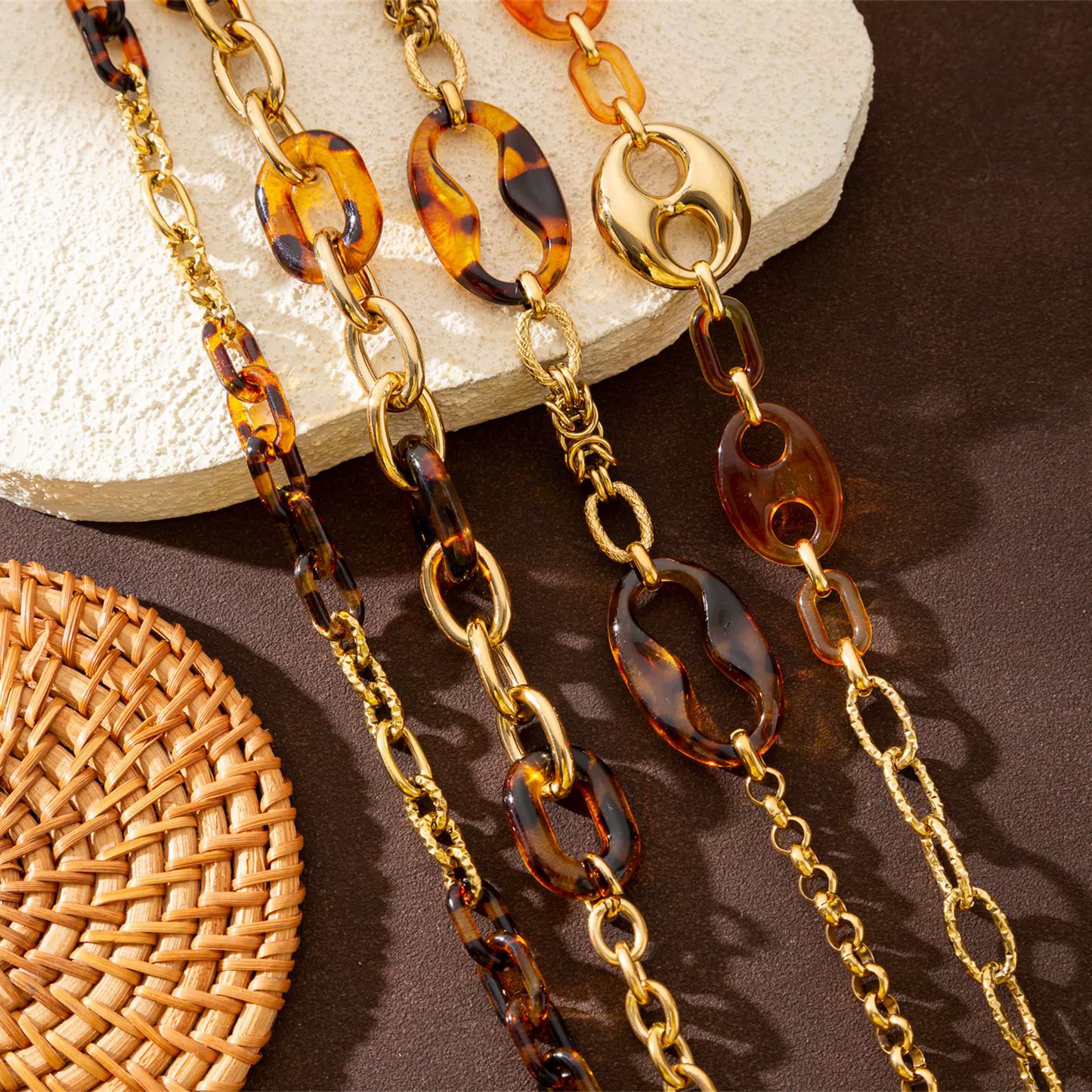Wholesale Women's Punk Leopard Print And Geometric Stainless Steel Electroplated Figureeight Necklace - Image 4
