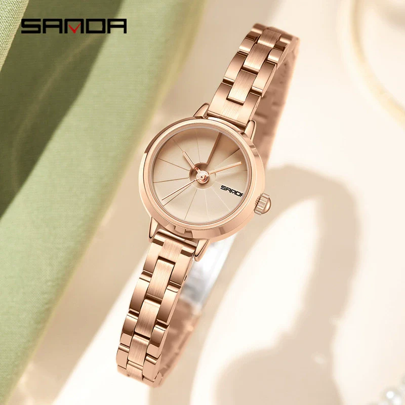 Wholesale Women's Quartz Watch Zinc Alloy Case Mesh Belt Round Dial Casual Waterproof