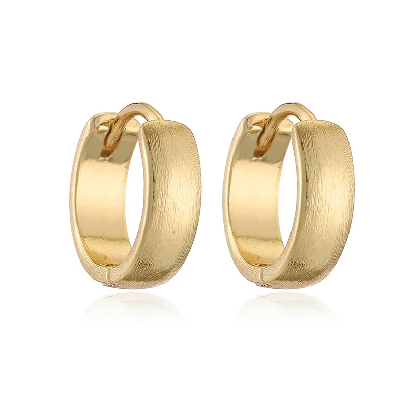 Wholesale Women's Retro Copper Electroplated Geometric Oval Cshaped Earrings - Image 6