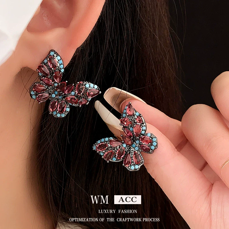 Wholesale Women's Retro Fashion Light Luxury Copper Earrings With Colorful Butterfly And Geometric Pattern And Electroplating Treatment