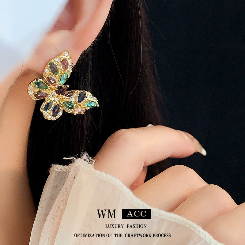 Wholesale Women's Retro Fashion Light Luxury Copper Earrings With Colorful Butterfly And Geometric Pattern And Electroplating Treatment - Image 3