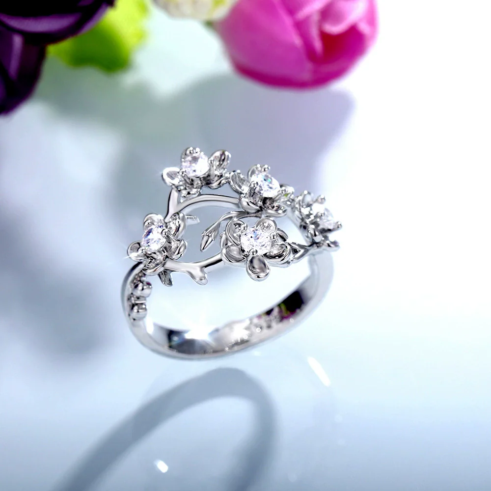 Wholesale Women's Retro Flower Zircon Copper Ring - Image 4