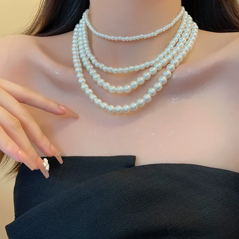 Wholesale Women's Retro French Imitation Pearl And Copper Geometric Clavicle Chain Necklace With Electroplating - Image 2