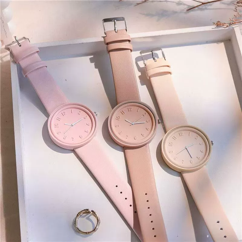 Wholesale Women's Retro Fresh Style Alloy Case Imitation Leather Strap Round Dial Watch With Mineral Reinforced Glass Mirror And Stainless Steel Pin Buckle - Image 2