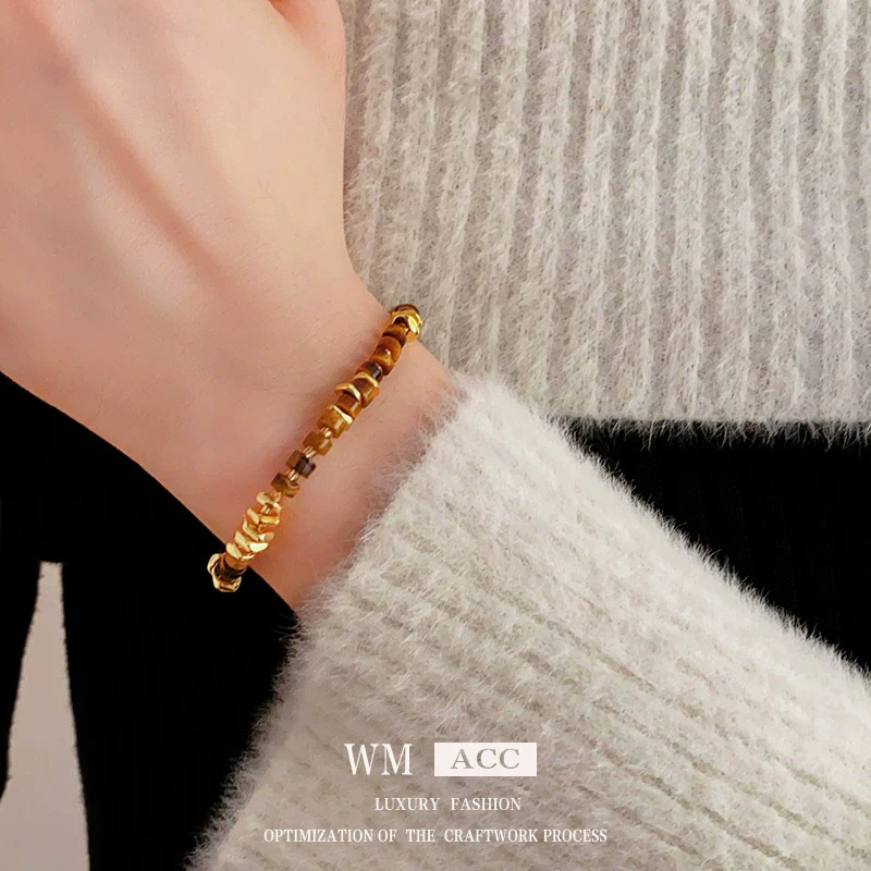 Wholesale Women's Retro Geometric Alloy Electroplated Tiger Eye Stone Bracelet - Image 2