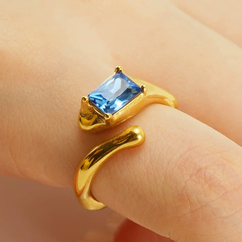 Wholesale Women's Retro Hip Hop 316L Stainless Steel Moonstone Ring With Irregular Geometric Line And Heart Pattern Microinlay - Image 3