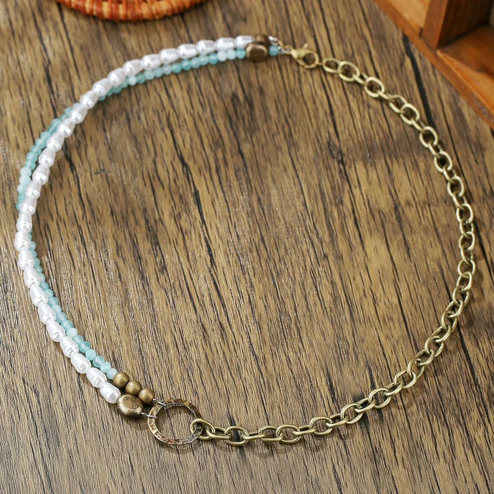 Wholesale Women's Retro Imitation Pearl Glass Alloy Geometric O Chain Necklace With Electroplating
