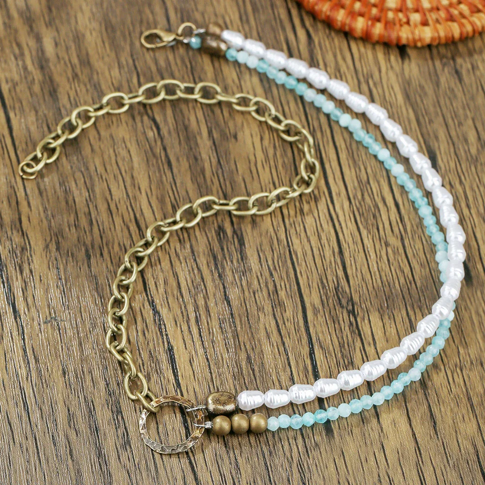 Wholesale Women's Retro Imitation Pearl Glass Alloy Geometric O Chain Necklace With Electroplating - Image 4