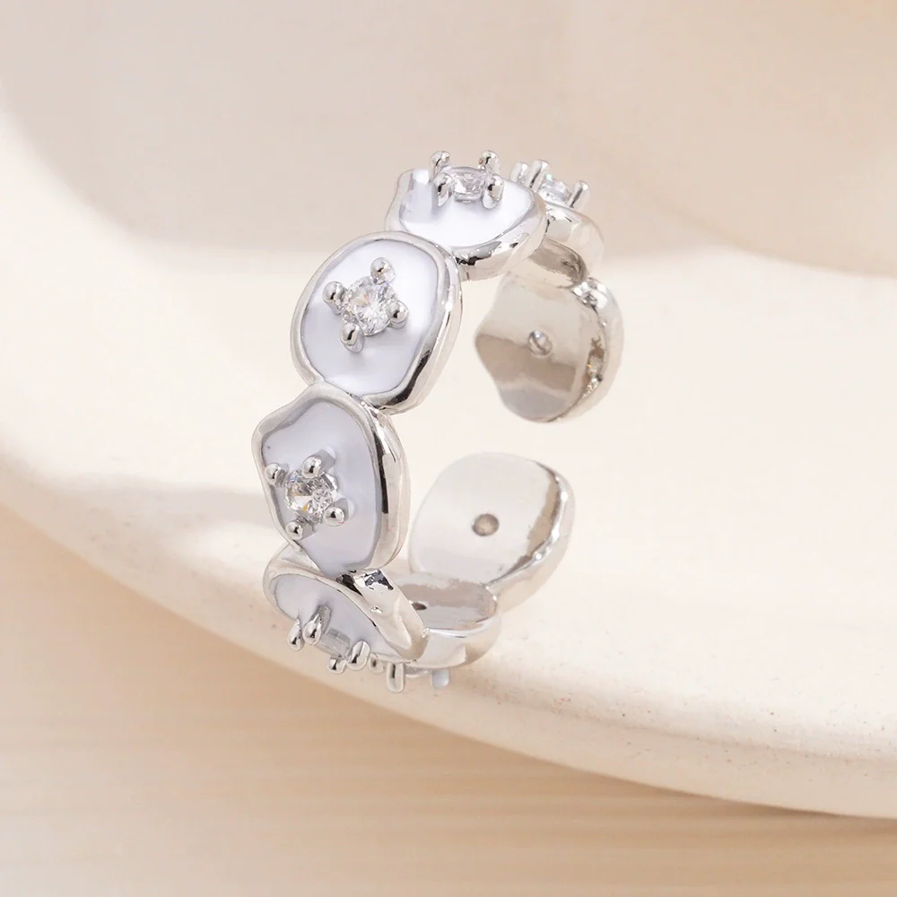 Wholesale Women's Retro Light Luxury Geometric Copper Pearl Butterfly Ring Inlaid With Zircon And Electroplated - Image 25