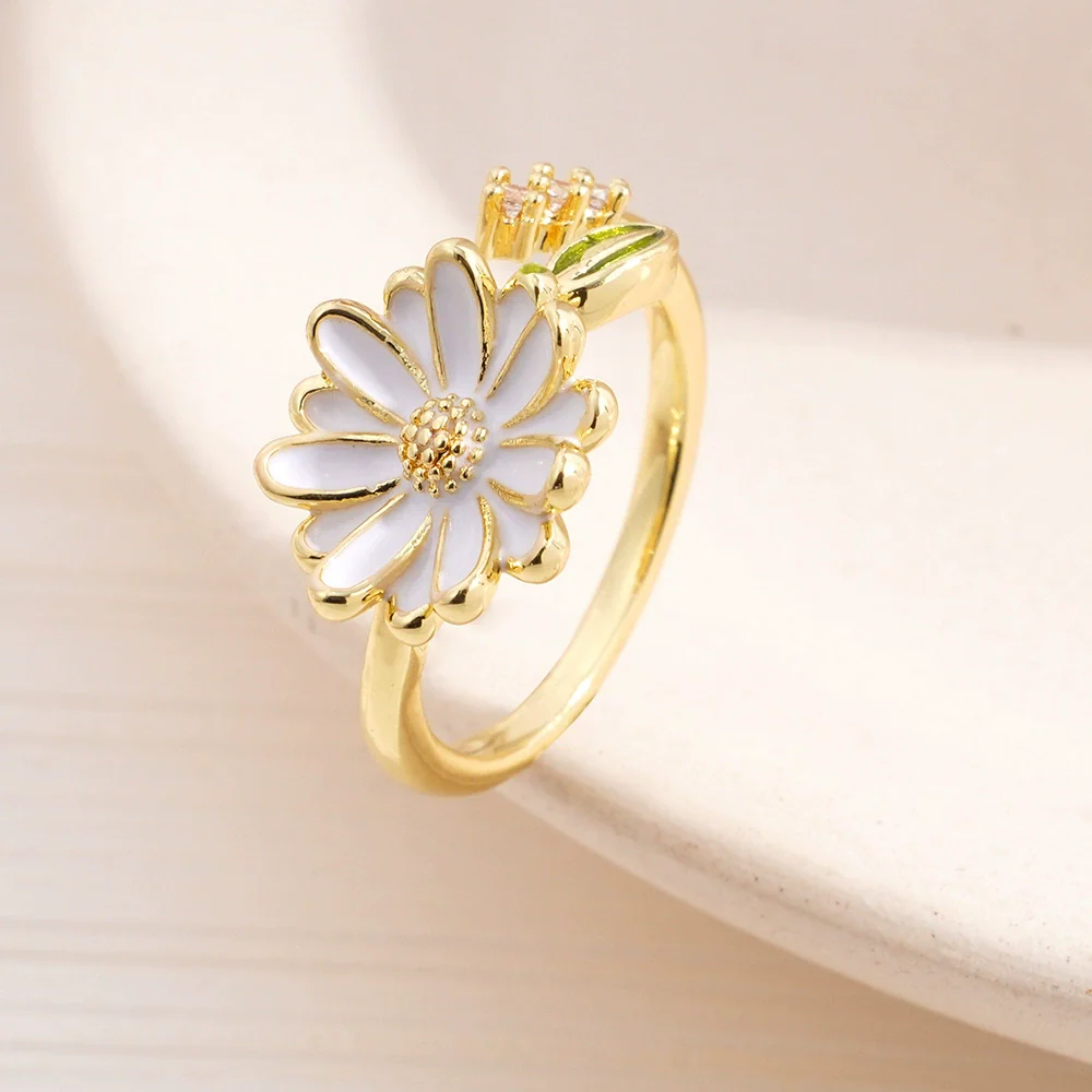 Wholesale Women's Retro Light Luxury Geometric Copper Pearl Butterfly Ring Inlaid With Zircon And Electroplated - Image 38