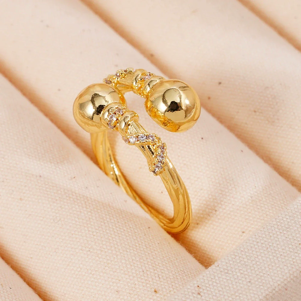 Wholesale Women's Retro Light Luxury Geometric Copper Pearl Butterfly Ring Inlaid With Zircon And Electroplated - Image 47