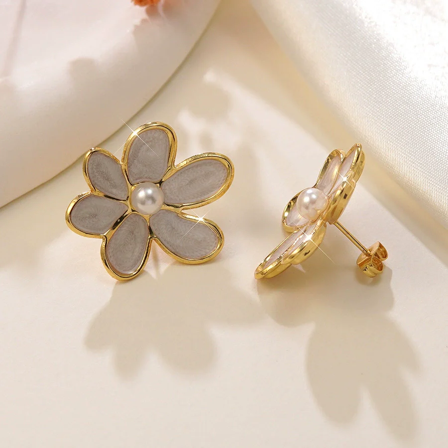 Wholesale Women's Retro Oil Drop Flower Stainless Steel Earrings - Image 4
