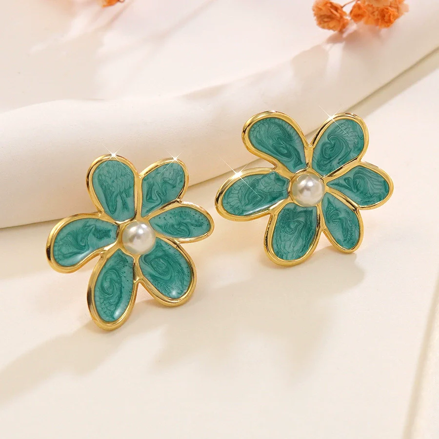 Wholesale Women's Retro Oil Drop Flower Stainless Steel Earrings - Image 6
