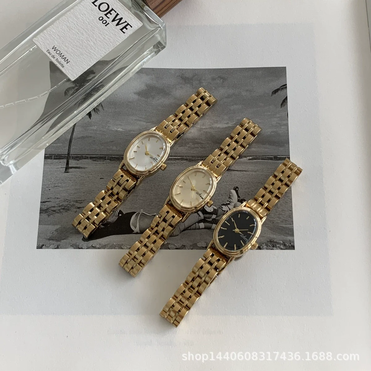 Wholesale Women's Retro Oval Dial Alloy Watch In Fashion Style - Image 5