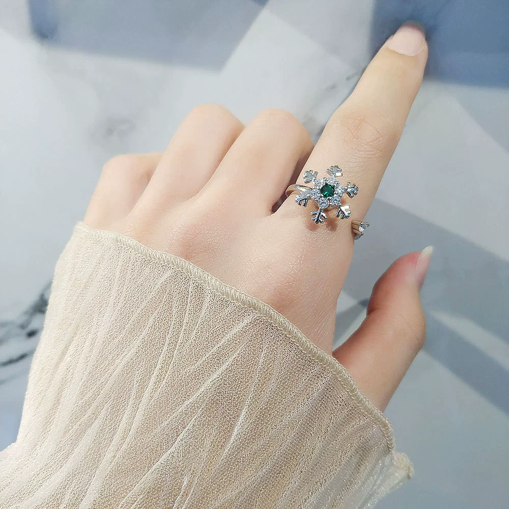 Wholesale Women's Rotatable Decompression Snowflake Copper Ring With Electroplating And Simple Design - Image 3