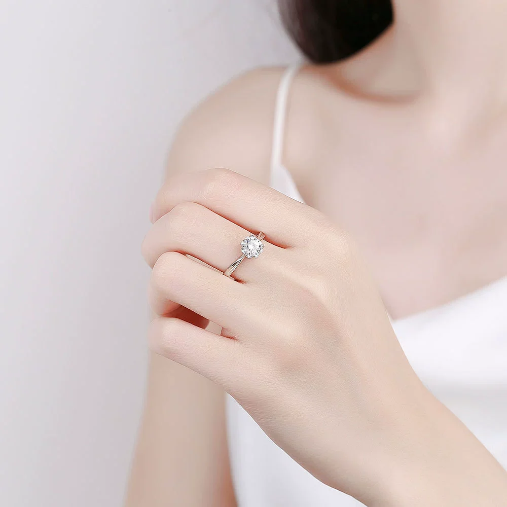 Wholesale Women's S925 Sterling Silver Geometric Open Fourclaw Full Diamond Electroplated Ring - Image 2