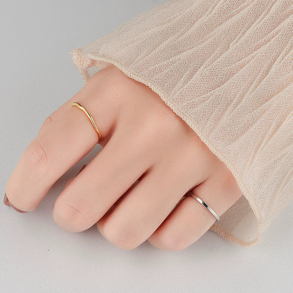 Wholesale Women's S925 Sterling Silver Geometric Ring With 18K Gold Vacuum Plating - Image 3